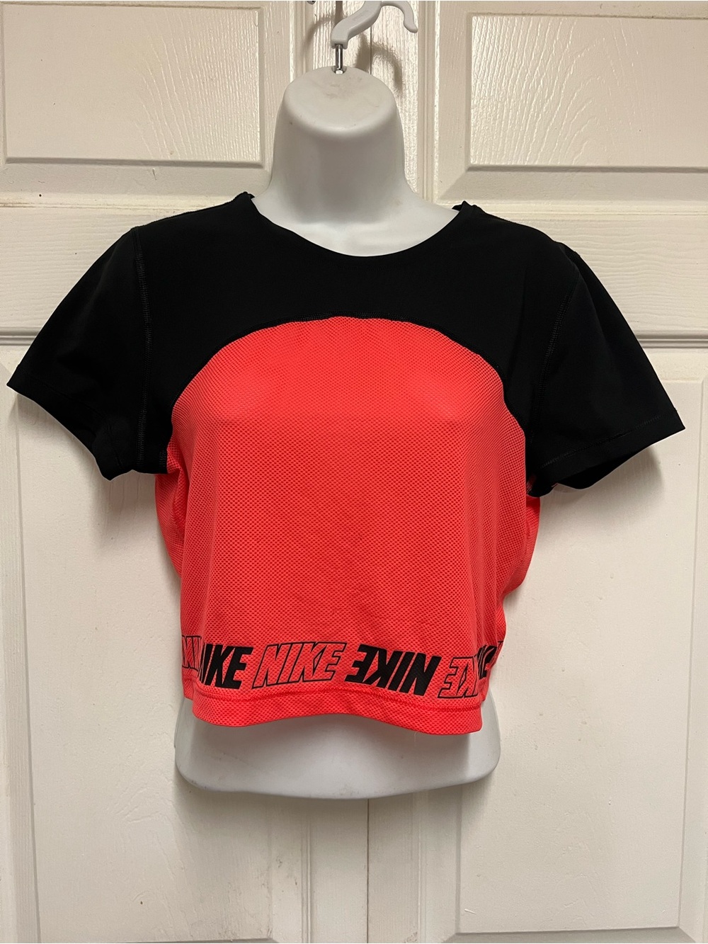 NIKE SPORT DON'T REST TOP - Picture 4 of 11